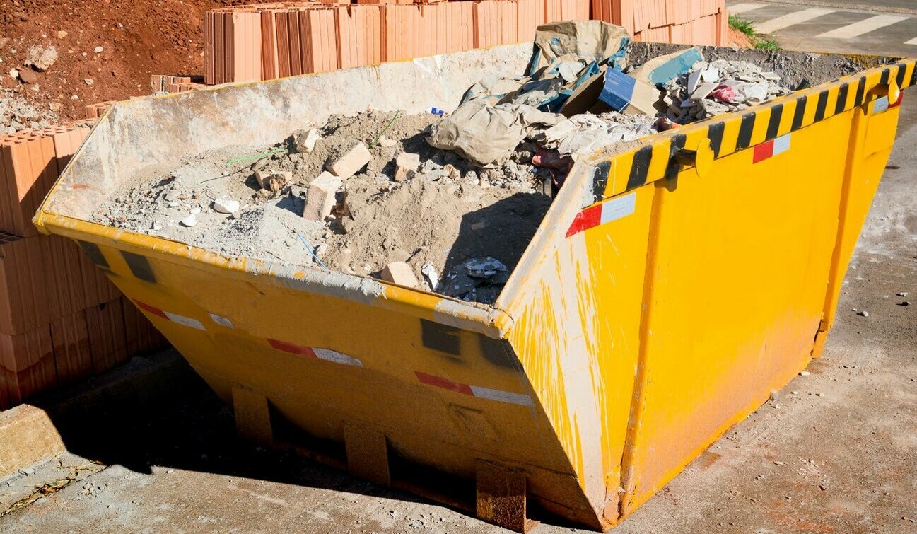 Construction waste bin